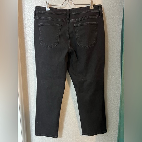 St. John's Bay Black Straight Leg Mom Jeans 90s Style - Picture 2 of 5